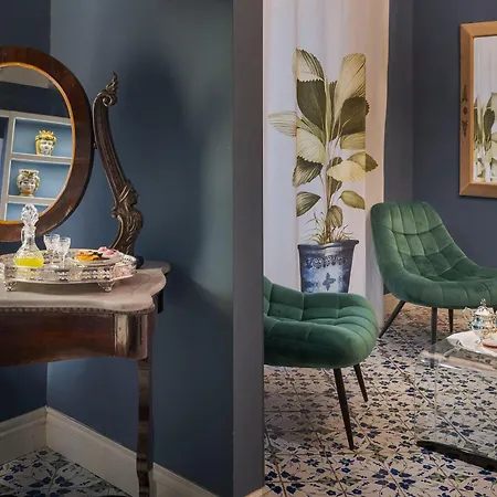 Gasthof Palazzo Arone Dei Baroni Di Valentino 3*