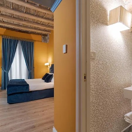 Palazzo Arone Dei Baroni Di Valentino 4* باليرمو