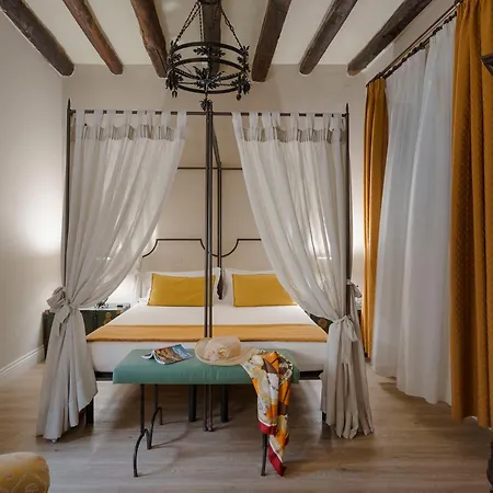 Palazzo Arone Dei Baroni Di Valentino 3* Palermo