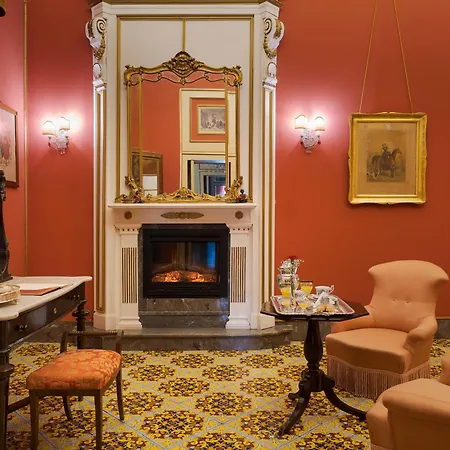 Guest house Palazzo Arone Dei Baroni Di Valentino