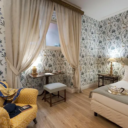 Palazzo Arone Dei Baroni Di Valentino 3* Palermo