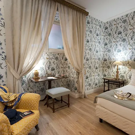 Palazzo Arone Dei Baroni Di Valentino 4* Palermo