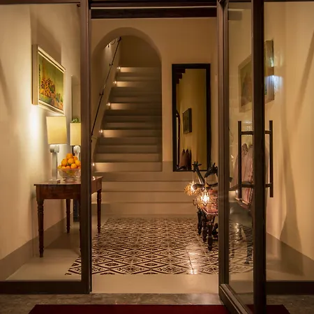 Palazzo Arone Dei Baroni Di Valentino Maison d'hôtes Palerme