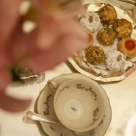 Maison d'hôtes Palazzo Arone Dei Baroni Di Valentino