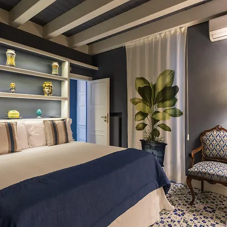 Maison d'hôtes Palazzo Arone Dei Baroni Di Valentino