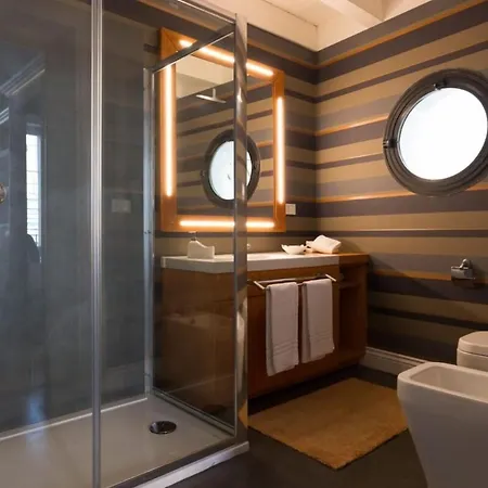 Palazzo Arone Dei Baroni Di Valentino Maison d'hôtes Palerme