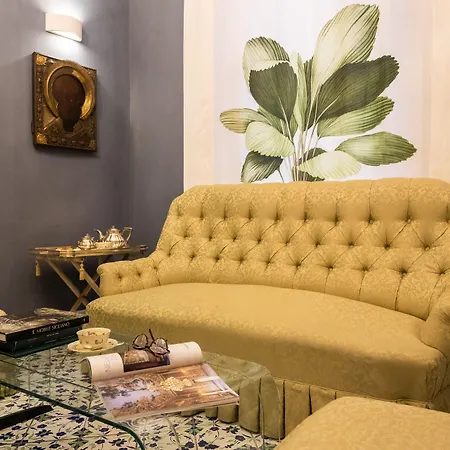 Palazzo Arone Dei Baroni Di Valentino 4* Palerme