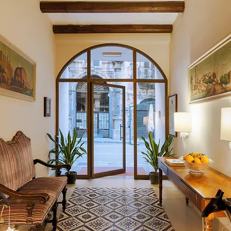 Palazzo Arone Dei Baroni Di Valentino Palermo