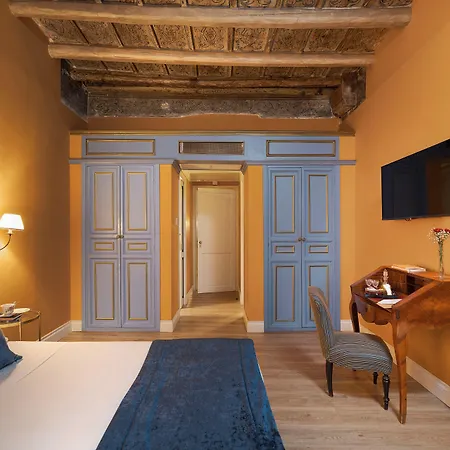 Gasthof Palazzo Arone Dei Baroni Di Valentino