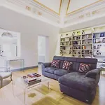 Palazzo Arone Dei Baroni Di Valentino 4* Palermo