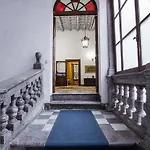 Palazzo Arone Dei Baroni Di Valentino Gæstehus