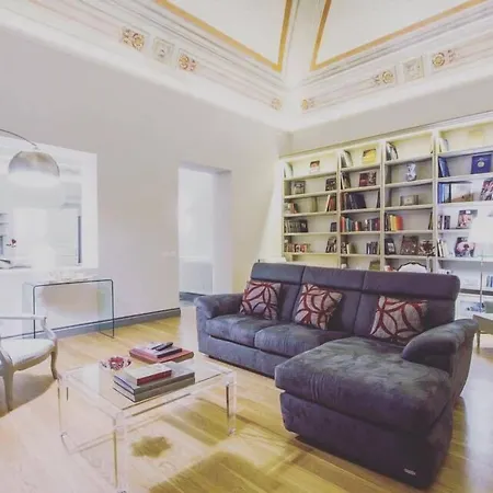 Palazzo Arone Dei Baroni Di Valentino 4* Palermo
