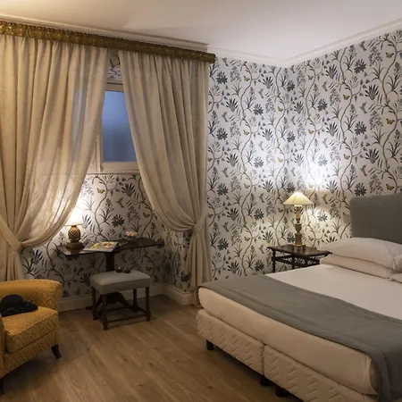 Palazzo Arone Dei Baroni Di Valentino Pensionat Palermo